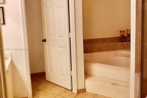 Villa ou maison à vendre à Homestead, Floride: 3 chambres, 146.51 m2 № 1954469 - photo 12