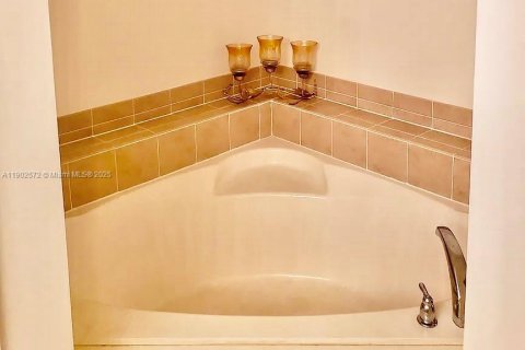 Villa ou maison à vendre à Homestead, Floride: 3 chambres, 146.51 m2 № 1954469 - photo 13