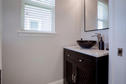 Touwnhouse à louer à Orlando, Floride: 3 chambres, 156.08 m2 № 2419354 - photo 17
