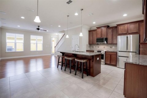 Touwnhouse à louer à Orlando, Floride: 3 chambres, 156.08 m2 № 2419354 - photo 4