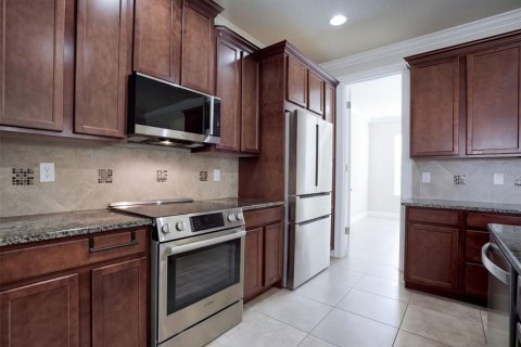 Touwnhouse à louer à Orlando, Floride: 3 chambres, 156.08 m2 № 2419354 - photo 7