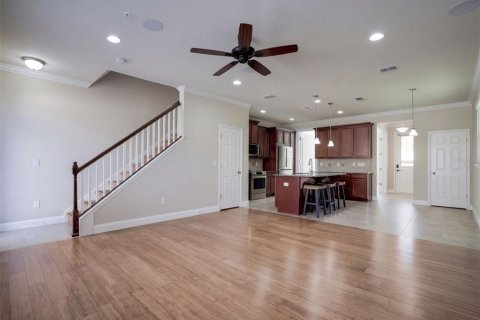 Touwnhouse à louer à Orlando, Floride: 3 chambres, 156.08 m2 № 2419354 - photo 3