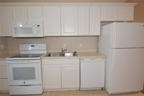 Apartamento en alquiler en Tampa, Florida, 2 dormitorios, 156.08 m2 № 2104192 - foto 5