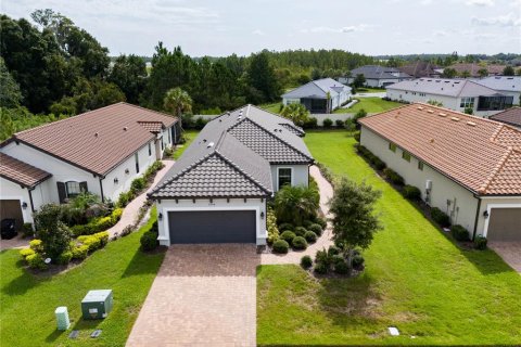 House in Wesley Chapel, Florida 2 bedrooms, 156.91 sq.m. № 2315067