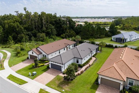 Villa ou maison à vendre à Wesley Chapel, Floride: 2 chambres, 156.91 m2 № 2315067 - photo 2