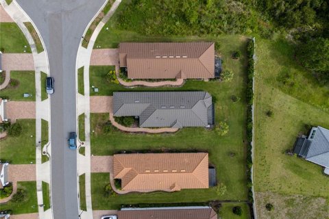 Villa ou maison à vendre à Wesley Chapel, Floride: 2 chambres, 156.91 m2 № 2315067 - photo 5