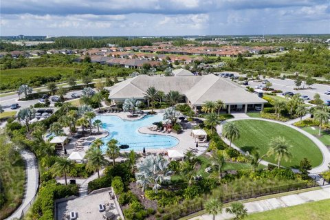Villa ou maison à vendre à Wesley Chapel, Floride: 2 chambres, 156.91 m2 № 2315067 - photo 7