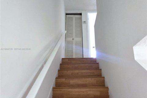 Снять в аренду кондоминиум в Майами, Флорида 3 спальни, 103.49м2, № 2036369 - фото 10