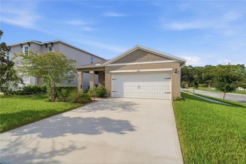 House in DeLand, Florida 3 bedrooms, 150.22 sq.m. № 2360319
