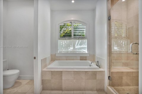 Townhouse in Miami, Florida 3 bedrooms, 288.37 sq.m. № 2041080 - photo 29