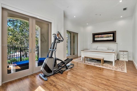 Townhouse in Miami, Florida 3 bedrooms, 288.37 sq.m. № 2041080 - photo 26