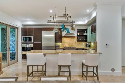 Townhouse in Miami, Florida 3 bedrooms, 288.37 sq.m. № 2041080 - photo 9