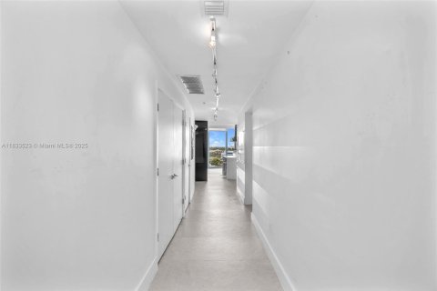 Copropriété à vendre à Miami, Floride: 2 chambres, 134.62 m2 № 1814473 - photo 6