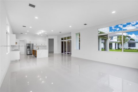 House in Davie, Florida 6 bedrooms, 549.8 sq.m. № 1807551 - photo 22
