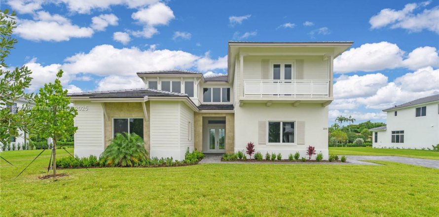 House in Davie, Florida 6 bedrooms, 549.8 sq.m. № 1807551