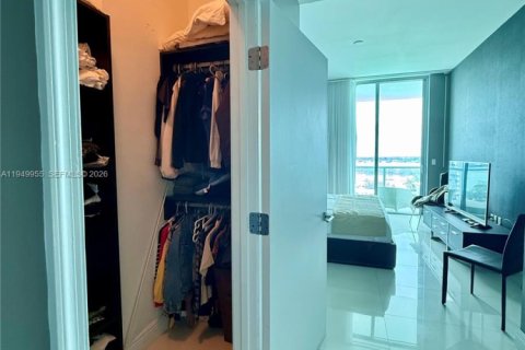 Copropriété à vendre à North Bay Village, Floride: 2 chambres, 130.99 m2 № 2011371 - photo 18