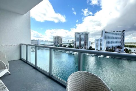 Condo à North Bay Village, Floride, 2 chambres  № 2011371