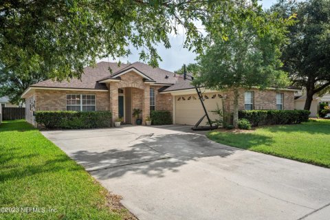 House in Jacksonville, Florida 4 bedrooms, 183.3 sq.m. № 771078 - photo 1