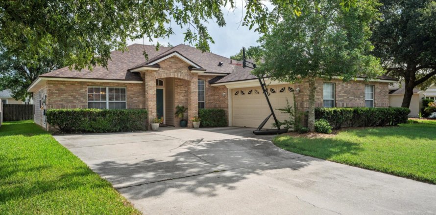 House in Jacksonville, Florida 4 bedrooms, 183.3 sq.m. № 771078
