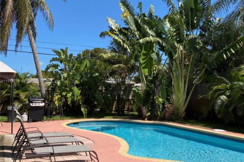 Villa ou maison à Hollywood, Floride 4 chambres № 1997063