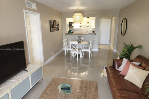 Condo in Tavernier, Florida, 2 bedrooms  № 1992162 - photo 6