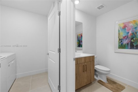 Снять в аренду таунхаус в Пемброк-Пайнс, Флорида 4 спальни, 171.68м2, № 2006896 - фото 20