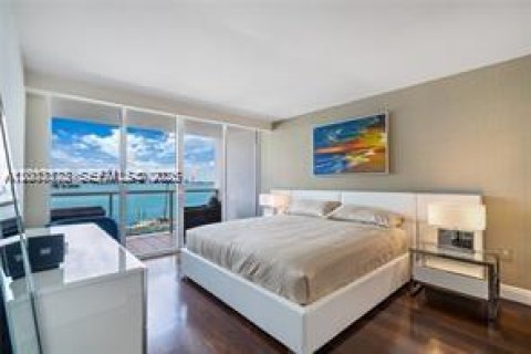 Condo in Miami Beach, Florida, 2 bedrooms  № 2071084 - photo 7