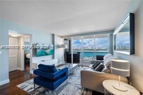 Condo in Miami Beach, Florida, 2 bedrooms  № 2071084 - photo 3