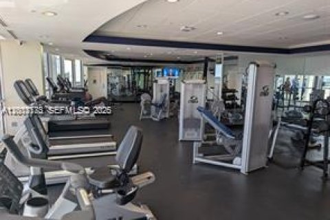 Condo in Miami Beach, Florida, 2 bedrooms  № 2071084 - photo 18