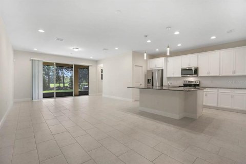 Touwnhouse à louer à Riverview, Floride: 3 chambres, 207.17 m2 № 2156539 - photo 2