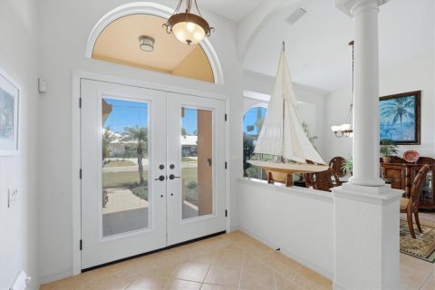 House in Placida, Florida 3 bedrooms, 204.94 sq.m. № 2201422 - photo 8
