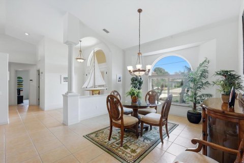 House in Placida, Florida 3 bedrooms, 204.94 sq.m. № 2201422 - photo 15