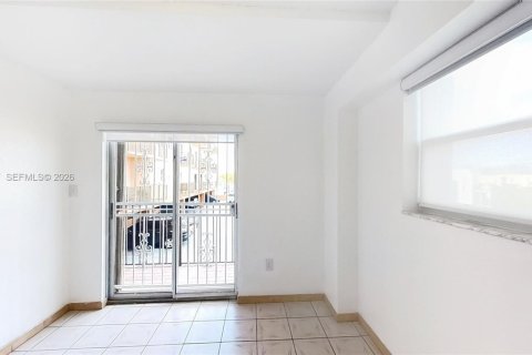 Copropriété à louer à Miami, Floride: 3 chambres, 98.76 m2 № 1997020 - photo 14