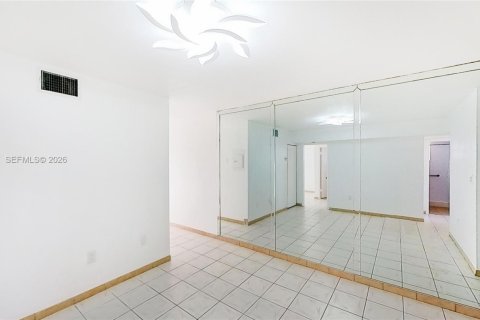 Copropriété à louer à Miami, Floride: 3 chambres, 98.76 m2 № 1997020 - photo 6