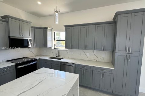 Villa ou maison à vendre à Lehigh Acres, Floride: 3 chambres № 2028814 - photo 14