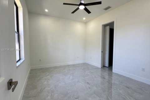 Villa ou maison à vendre à Lehigh Acres, Floride: 3 chambres № 2028814 - photo 17