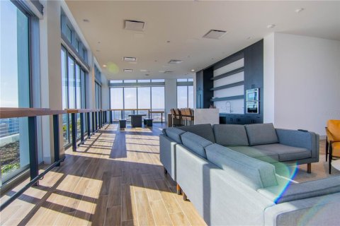 Condo in Saint Petersburg, Florida, 2 bedrooms  № 1793527 - photo 13
