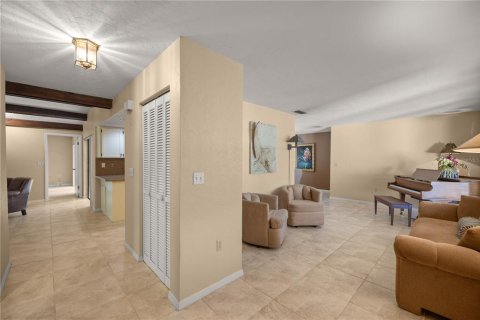 House in Dunnellon, Florida 3 bedrooms, 190.73 sq.m. № 1910350 - photo 3