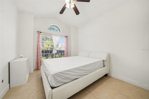 Villa ou maison à vendre à Orlando, Floride: 2 chambres, 124.49 m2 № 2416257 - photo 21