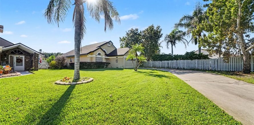 Villa ou maison à Orlando, Floride 2 chambres, 124.49 m2 № 2416257