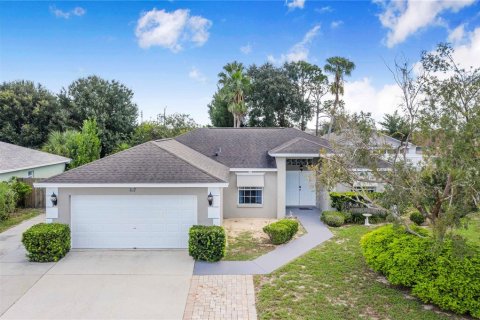 House in Winter Haven, Florida 4 bedrooms, 209.68 sq.m. № 2377850