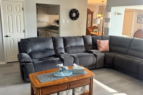 Condominio en alquiler en Punta Gorda, Florida, 2 dormitorios, 144.46 m2 № 1688104 - foto 10