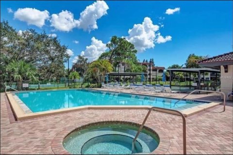 Condominio en alquiler en Punta Gorda, Florida, 2 dormitorios, 144.46 m2 № 1688104 - foto 2