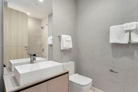 Снять в аренду кондоминиум в Майами, Флорида 3 спальни, 177.63м2, № 2030216 - фото 29