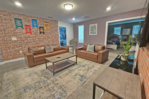 Villa ou maison à vendre à Kissimmee, Floride: 8 chambres, 398.46 m2 № 2414087 - photo 16