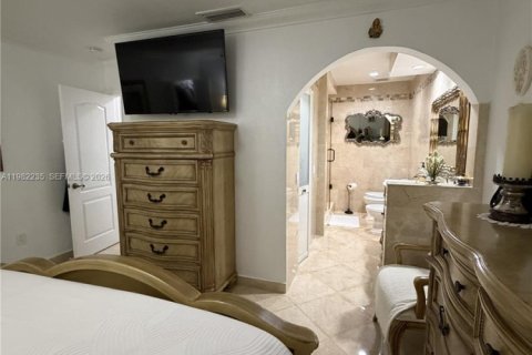 Villa ou maison à louer à Miami, Floride: 3 chambres, 127.93 m2 № 2049792 - photo 16
