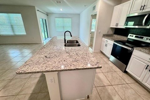 House in DeLand, Florida 3 bedrooms, 156.54 sq.m. № 2428908 - photo 7