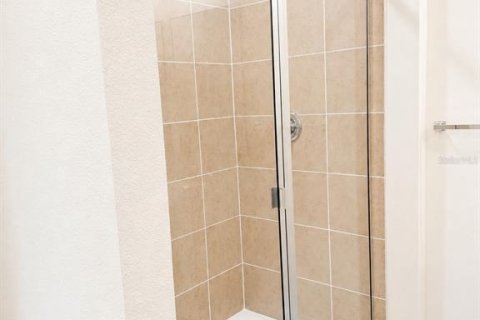 Townhouse in Tampa, Florida 3 bedrooms, 178.19 sq.m. № 2203439 - photo 23