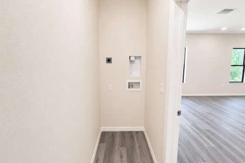Townhouse in Tampa, Florida 3 bedrooms, 178.19 sq.m. № 2203439 - photo 16