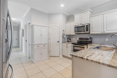 House in Bradenton, Florida 2 bedrooms, 173.73 sq.m. № 1866803 - photo 9